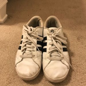 Adidas Sneakers